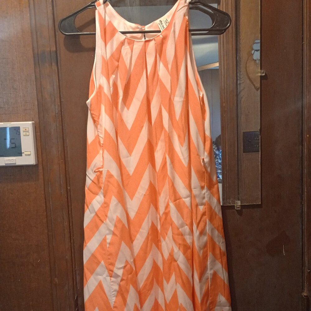 Medium dress